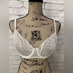 Victoria’s Secret Bra Size 34D White Lace Underwire Sheer Unlined Sexy Boudoir